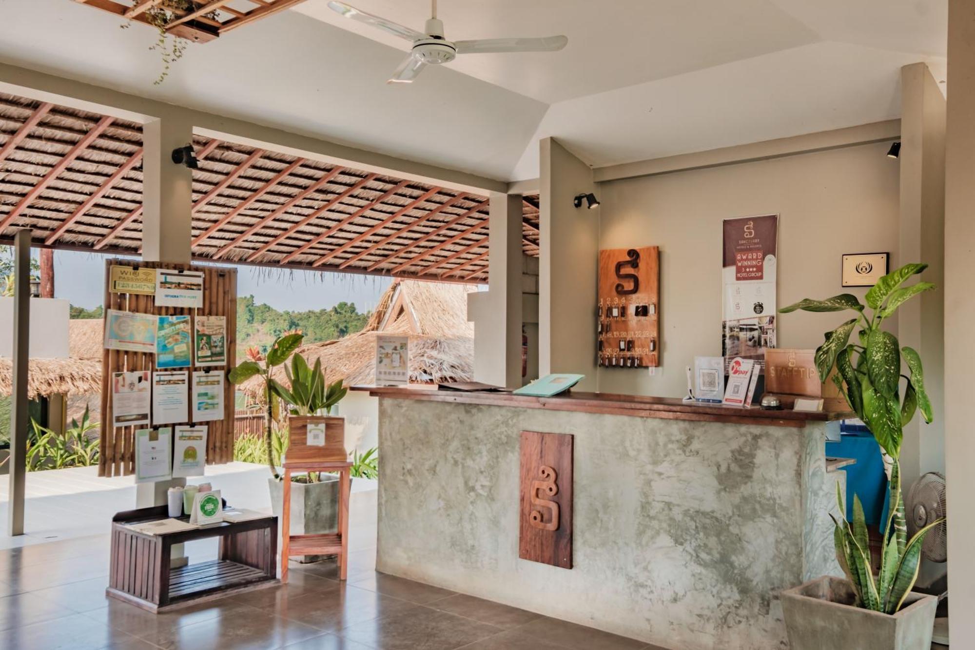 The Sanctuary Nam Ngum Beach Resort Vang Vieng Esterno foto